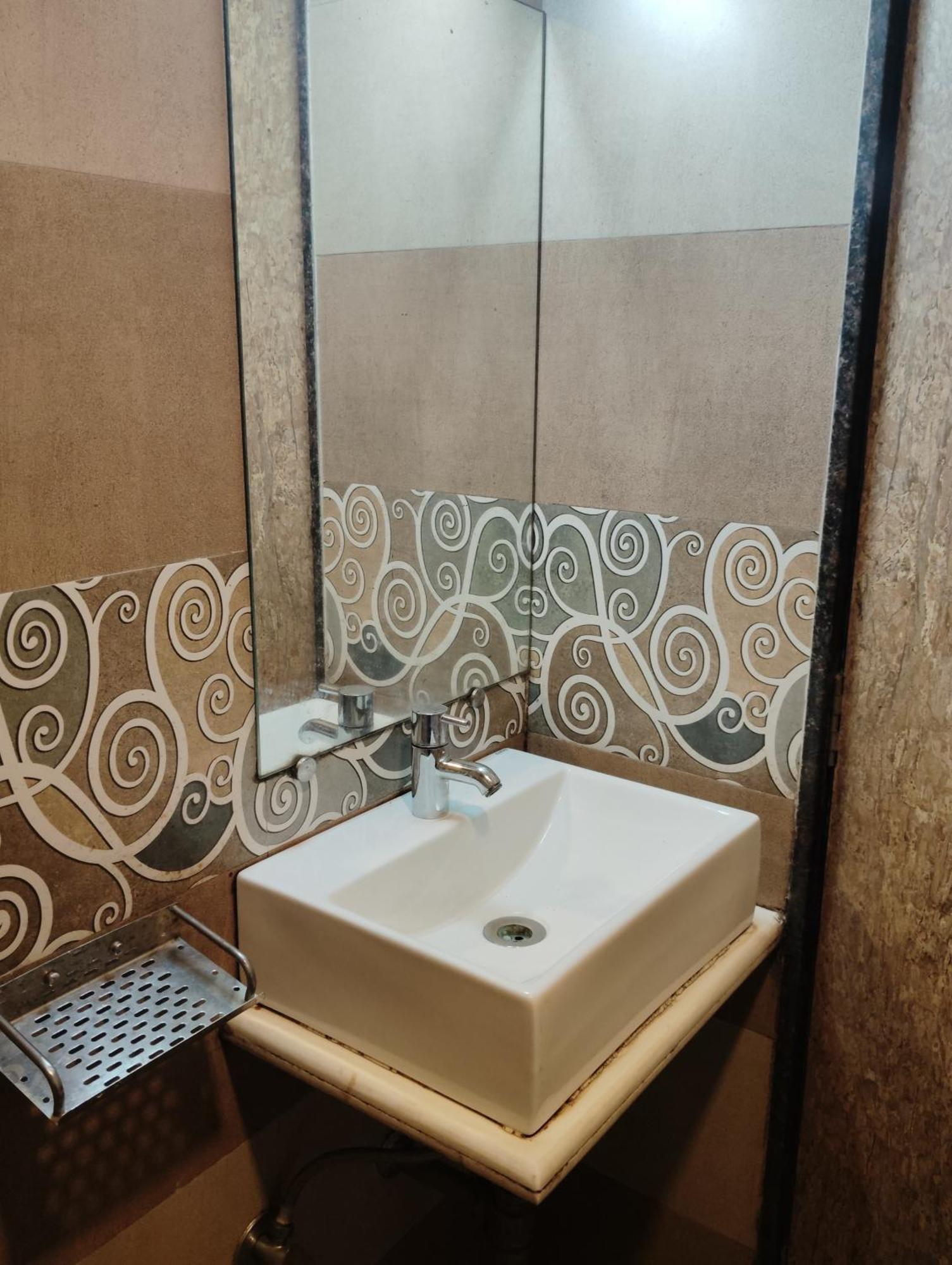 Hotel Crystal Park Near Nesco Exhibition Center Βομβάη Εξωτερικό φωτογραφία